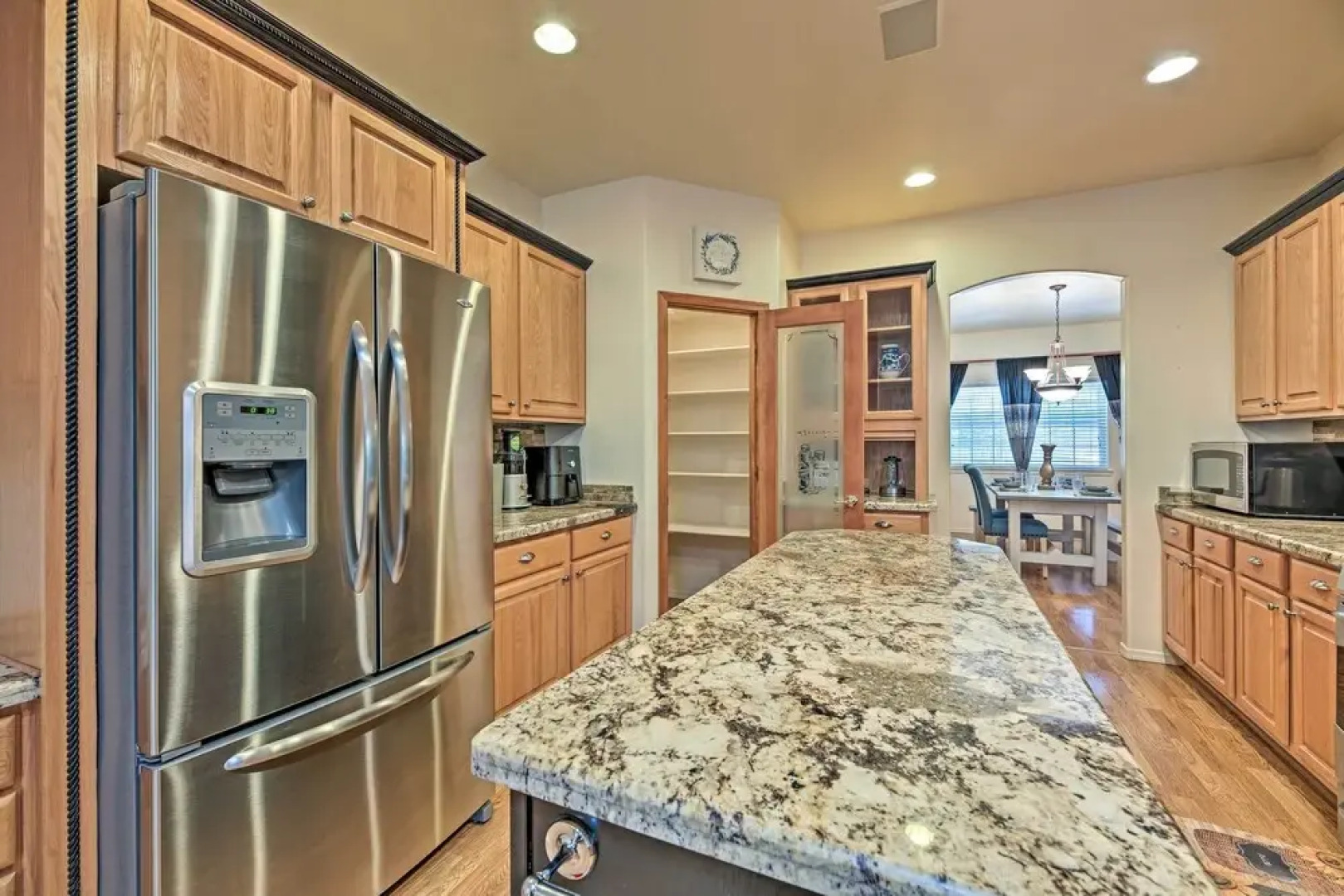 Upscale Show Low Haven w/ Fire Pit & Game Room!