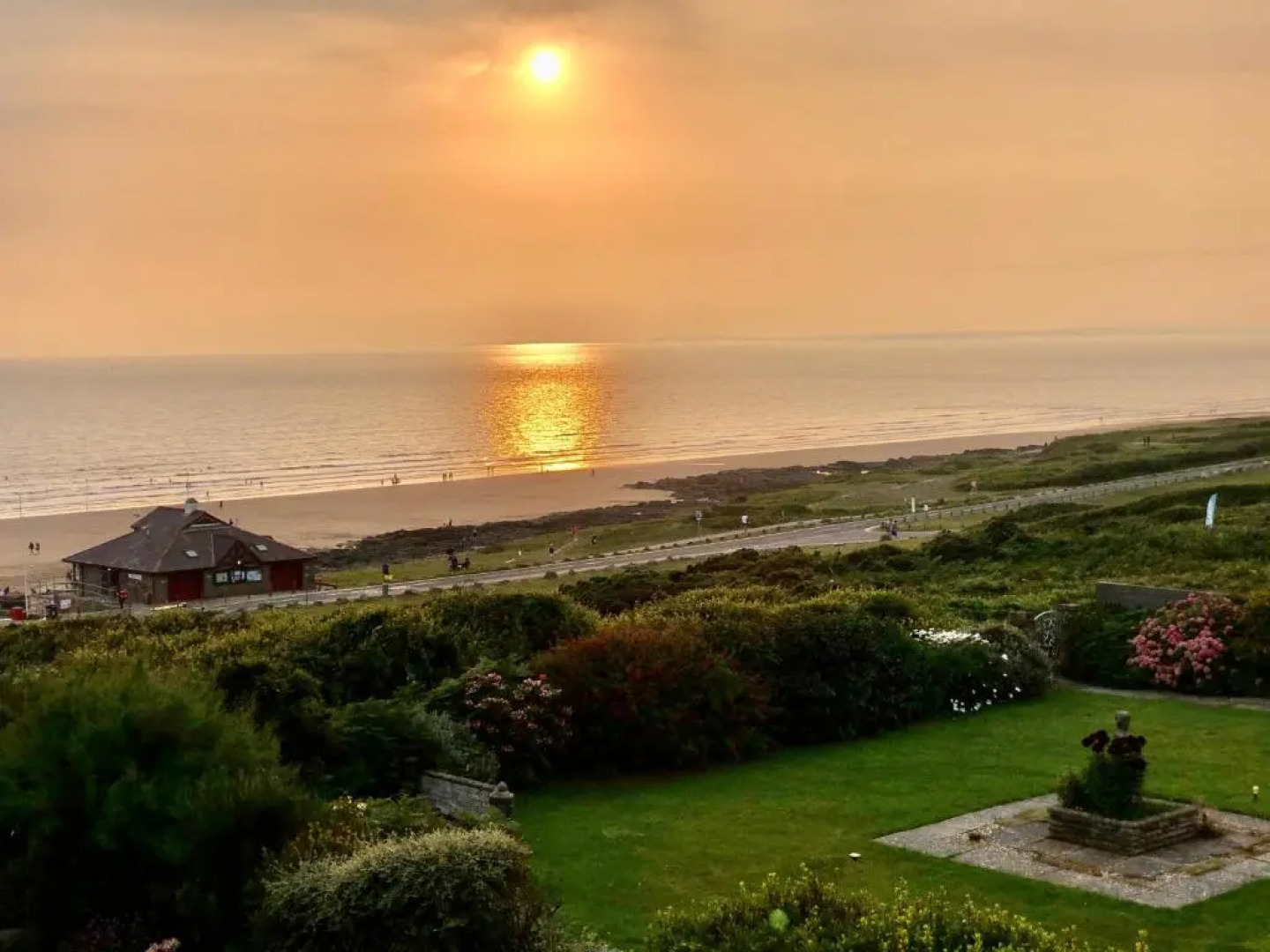 Sea View 5 Bed House Next To Water Sports & Golf