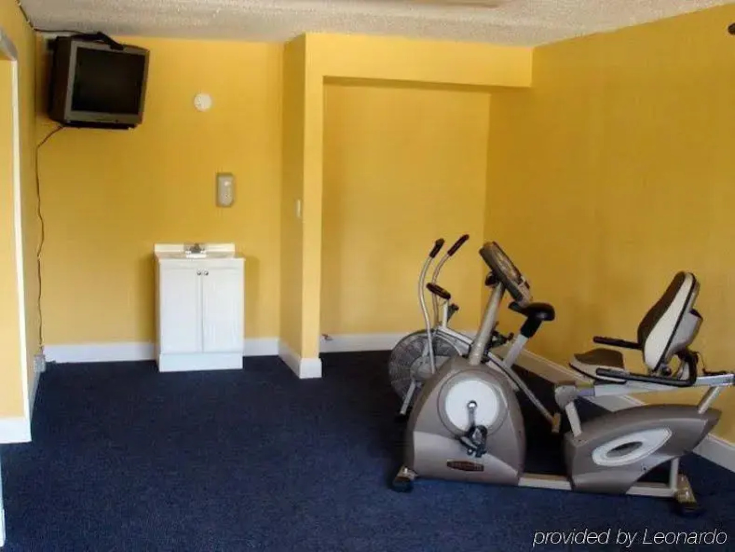 Tropical Inn Palm Bay