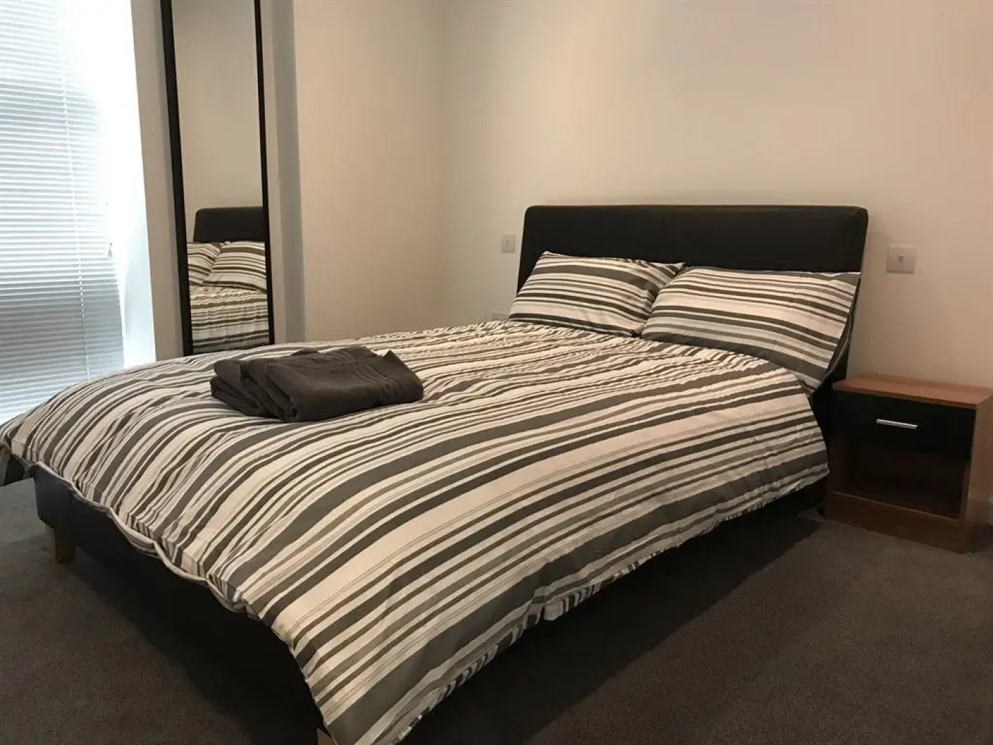 Leamington Spa Serviced Apartments - The Space