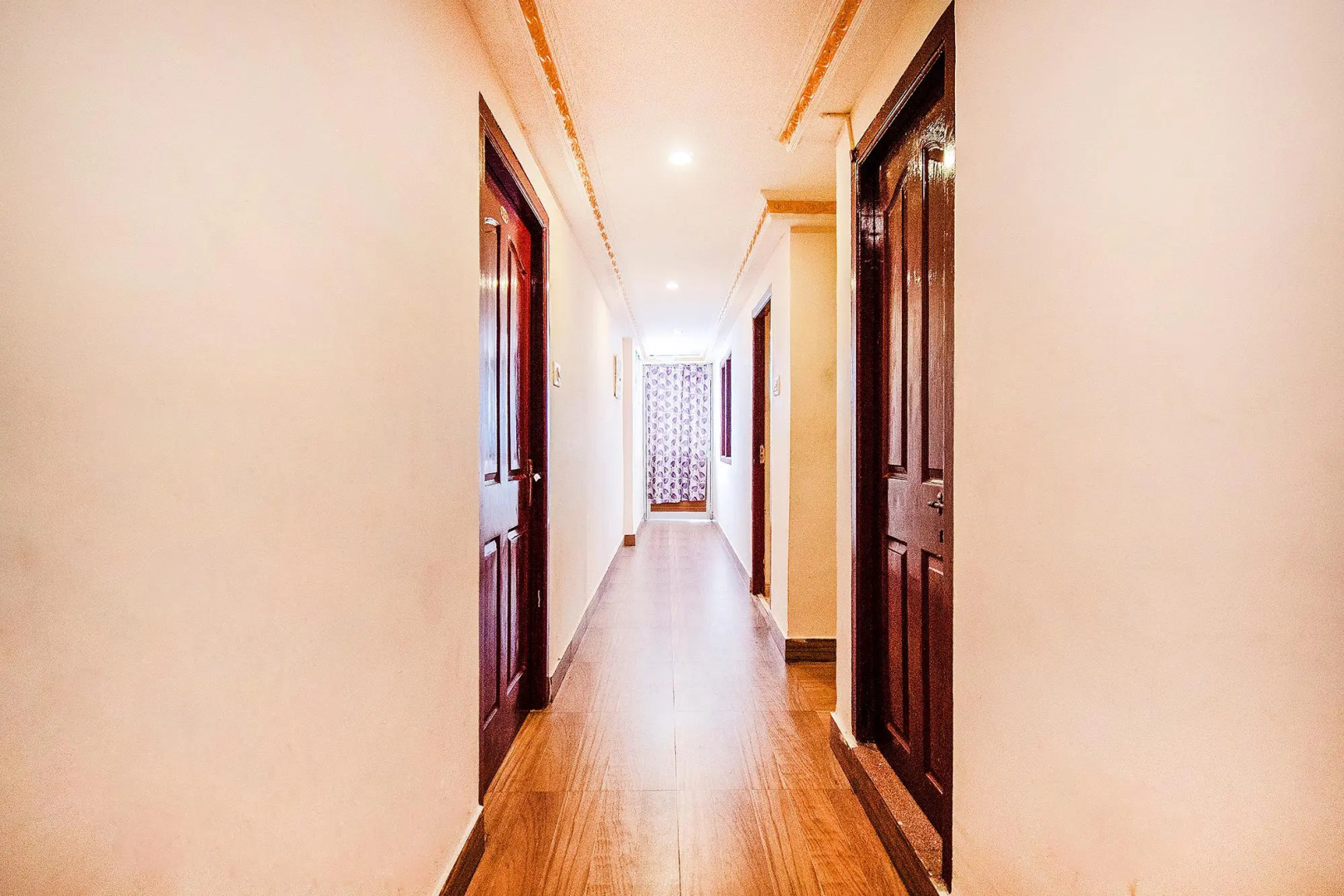 FabHotel Roshan Residency