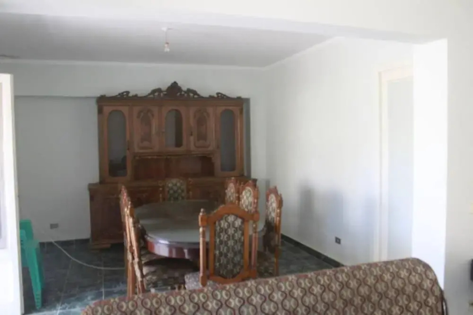 Spacious 5-bed House in Alamein With Large Garden