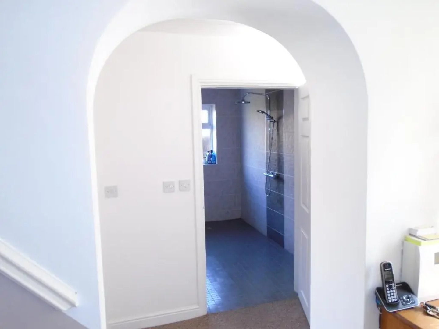 TEA in Liverpool - Private - Quiet - Ground Floor - En-suite - Walk-in-shower