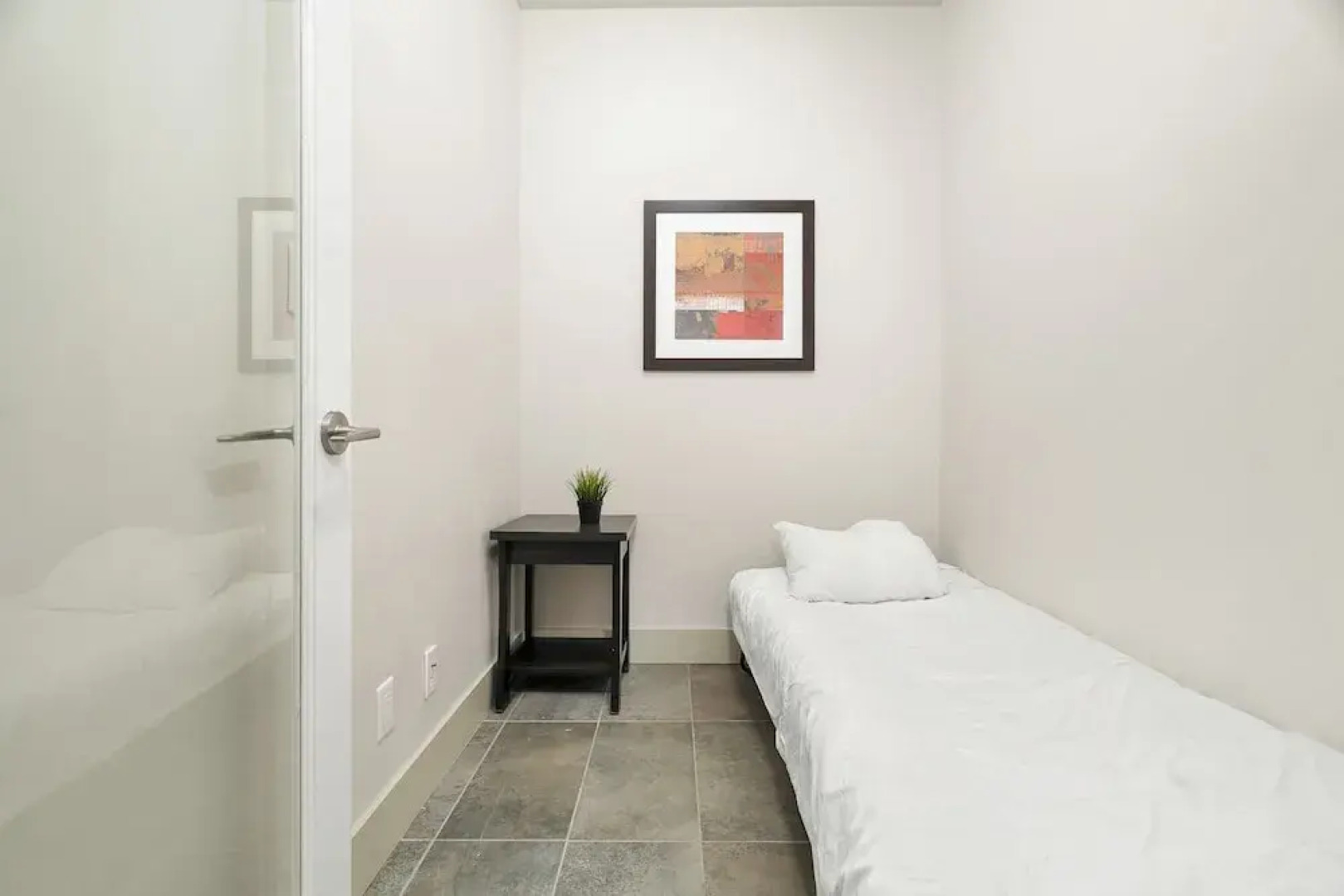 Rooftop Paradise Luxe 2BR  Lake Views