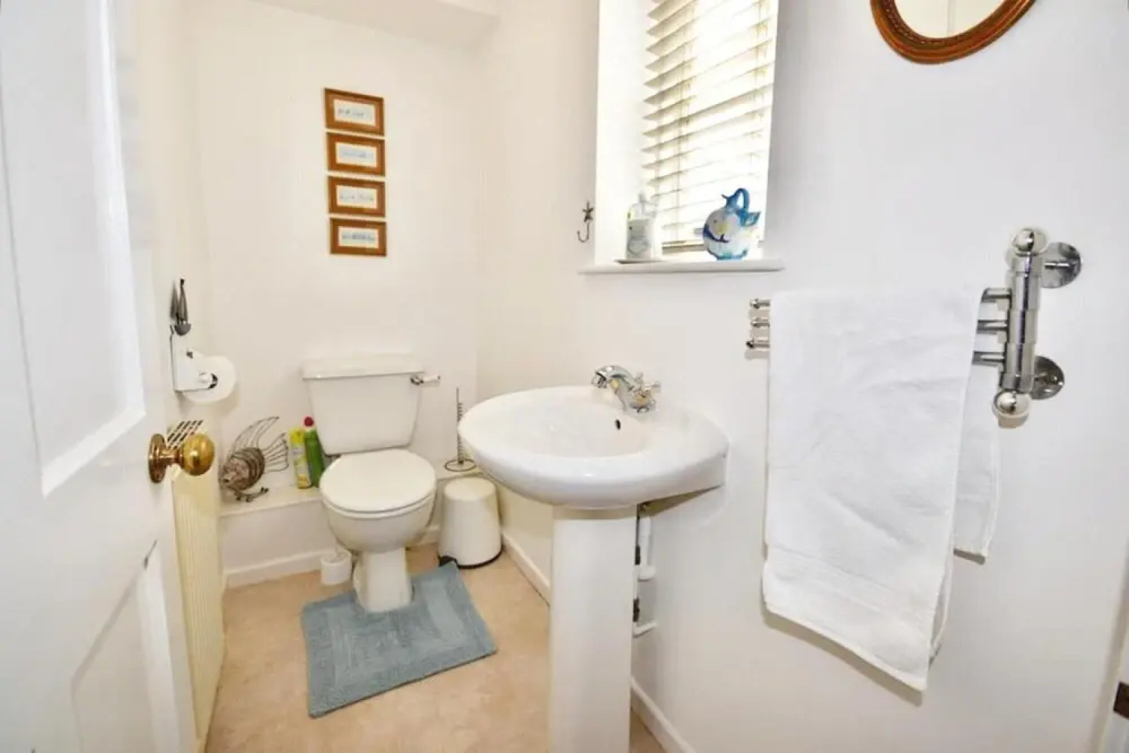 Mulberry 3 bed Cowes Cottage, Solent Views (Sleeps 6)