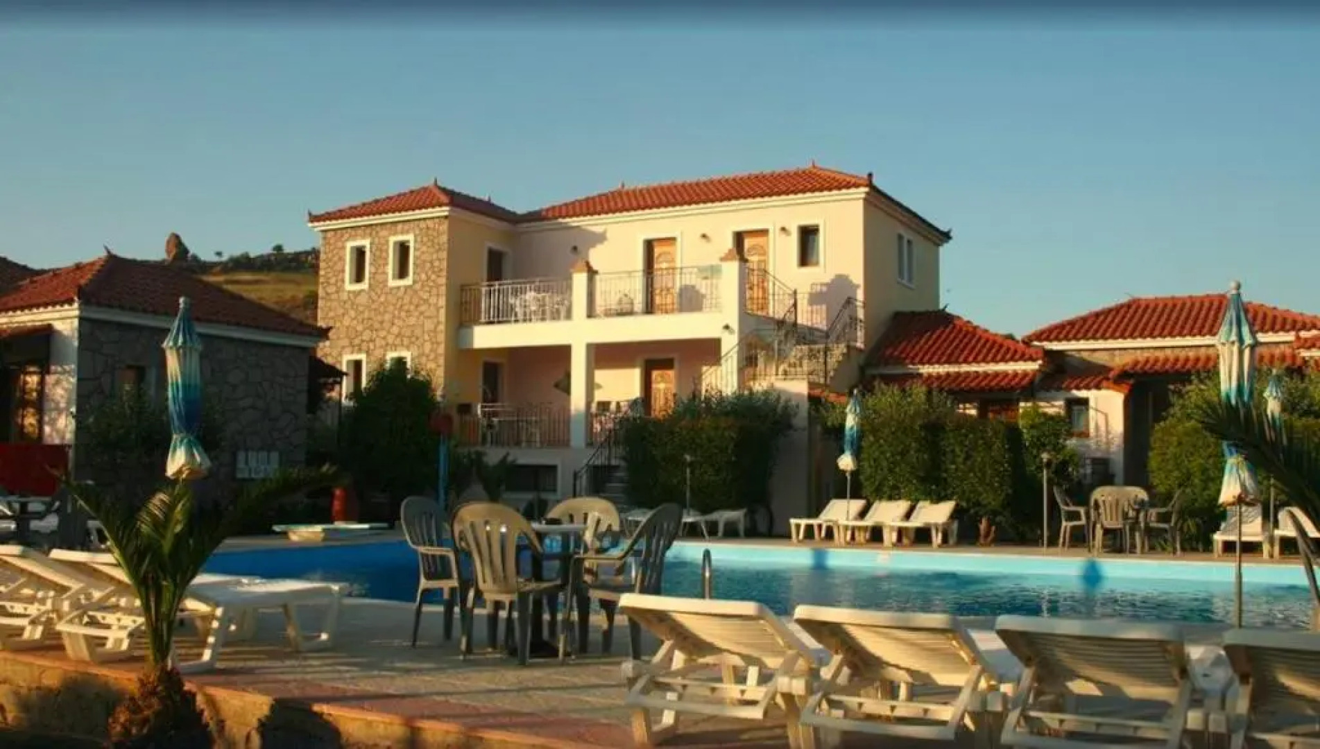 Room in Apartment - A spacious and bright studio with balcony no1111