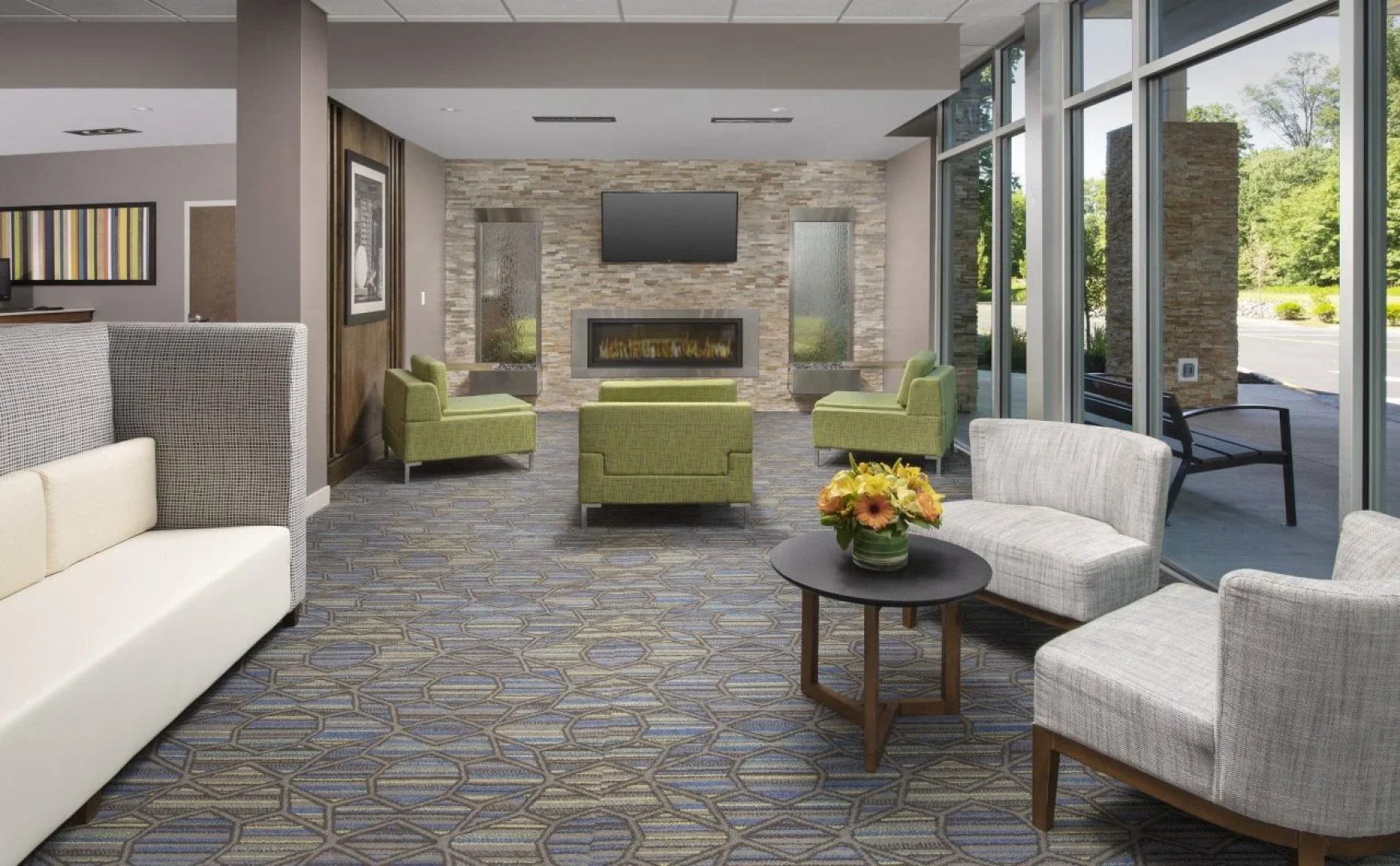 Holiday Inn Express and Suites North Brunswick by IHG
