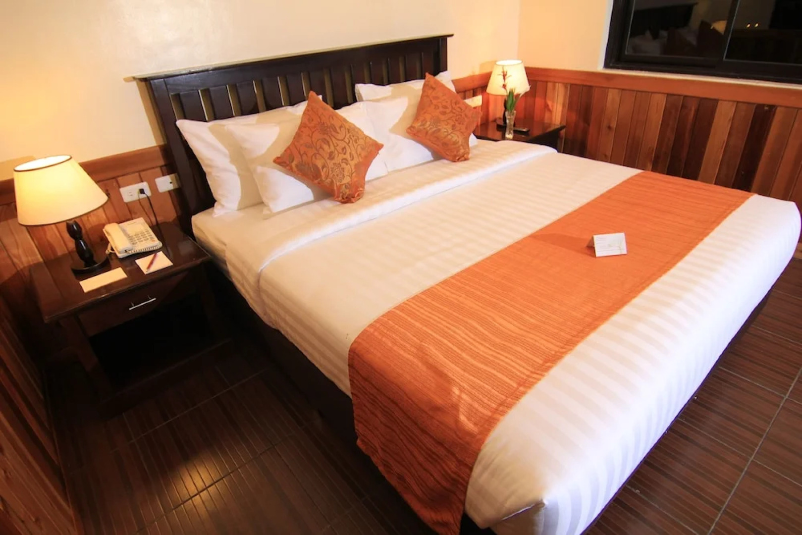 Sol Y Viento Mountain Hot Springs Resort