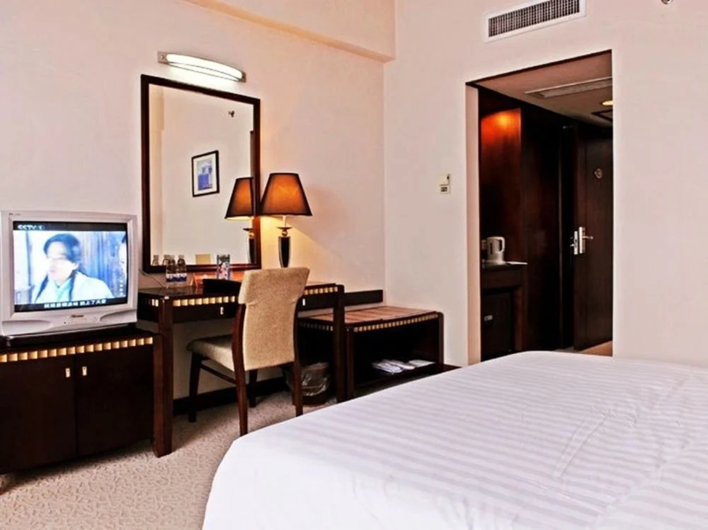 Mando Hotel