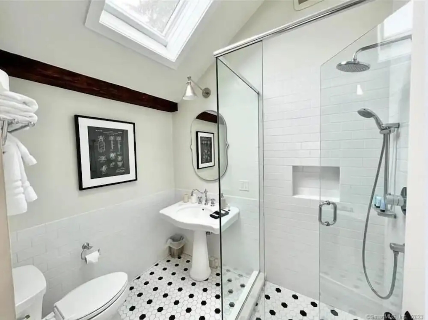 James Pharmacy Bed & Breakfast