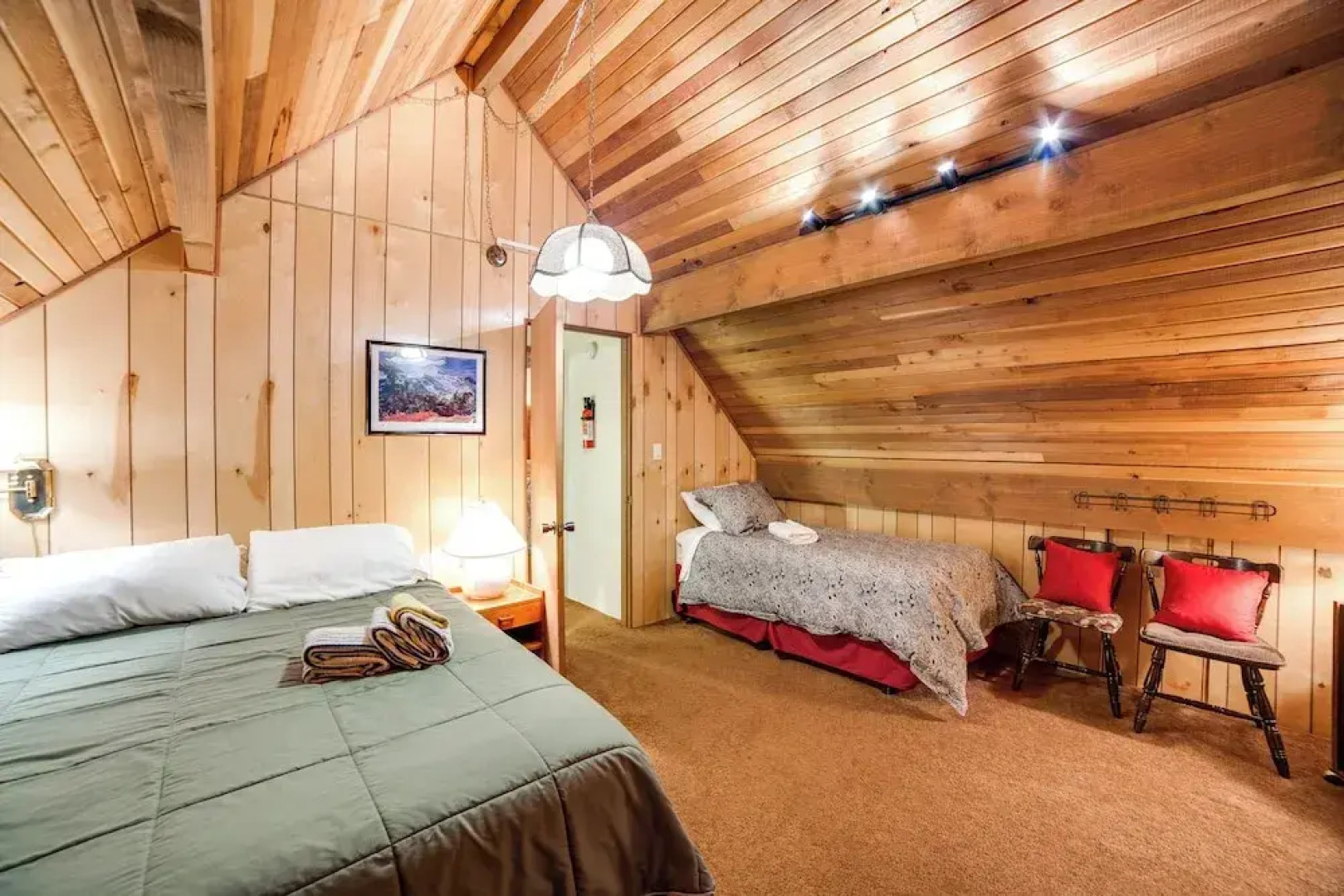 27GS - BBQ - Pets Ok - WiFi - Sleeps 8