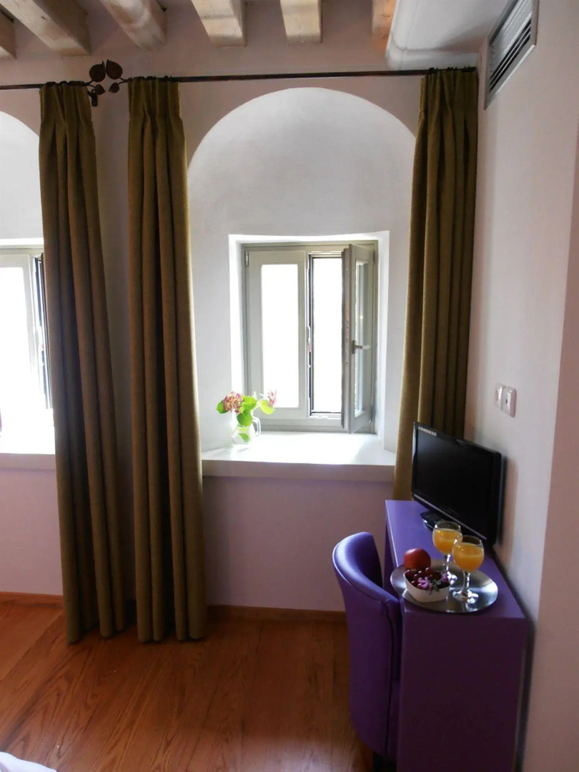 The Lotus Tree Archontiko