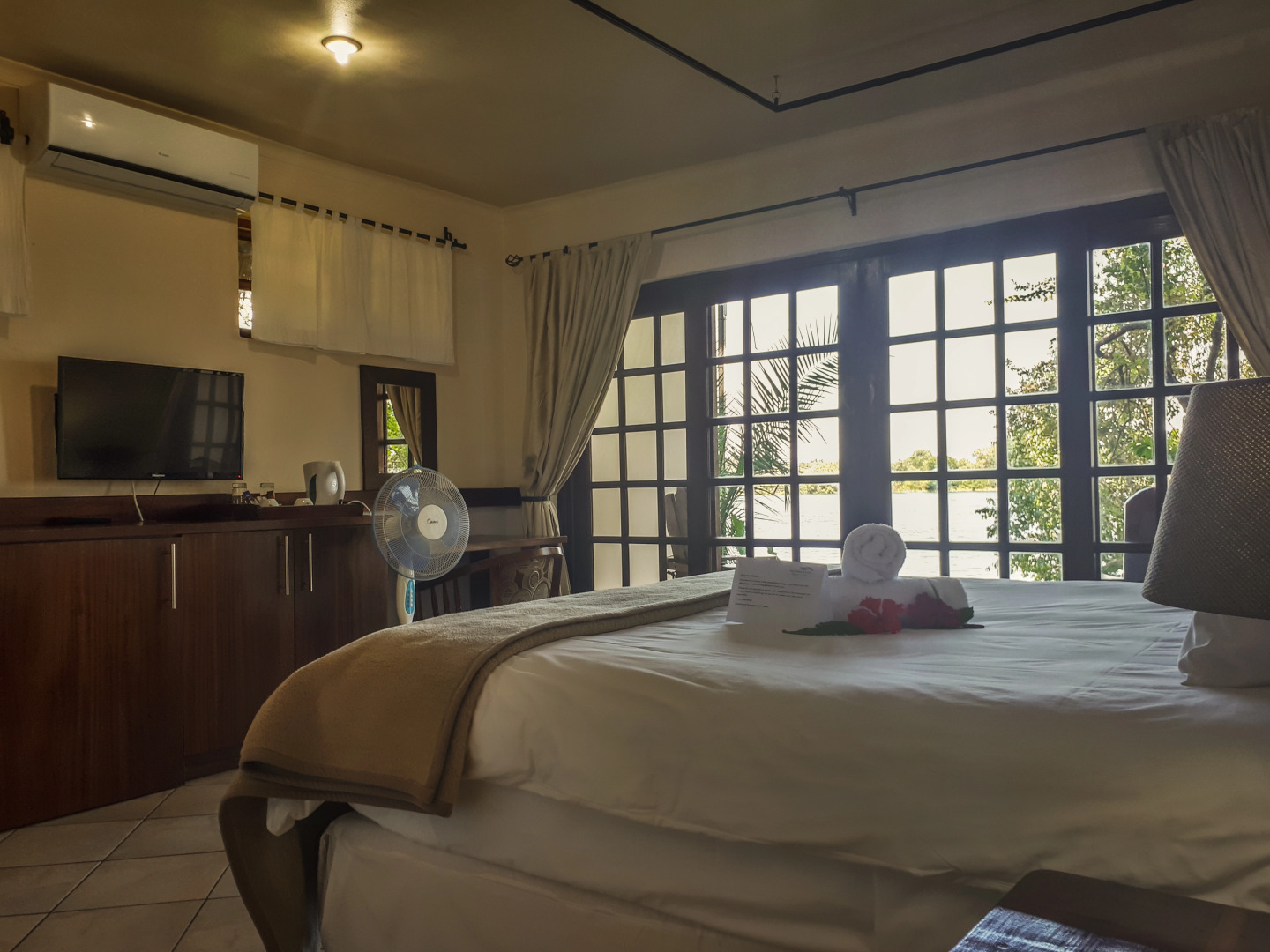 Victoria Falls Waterfront