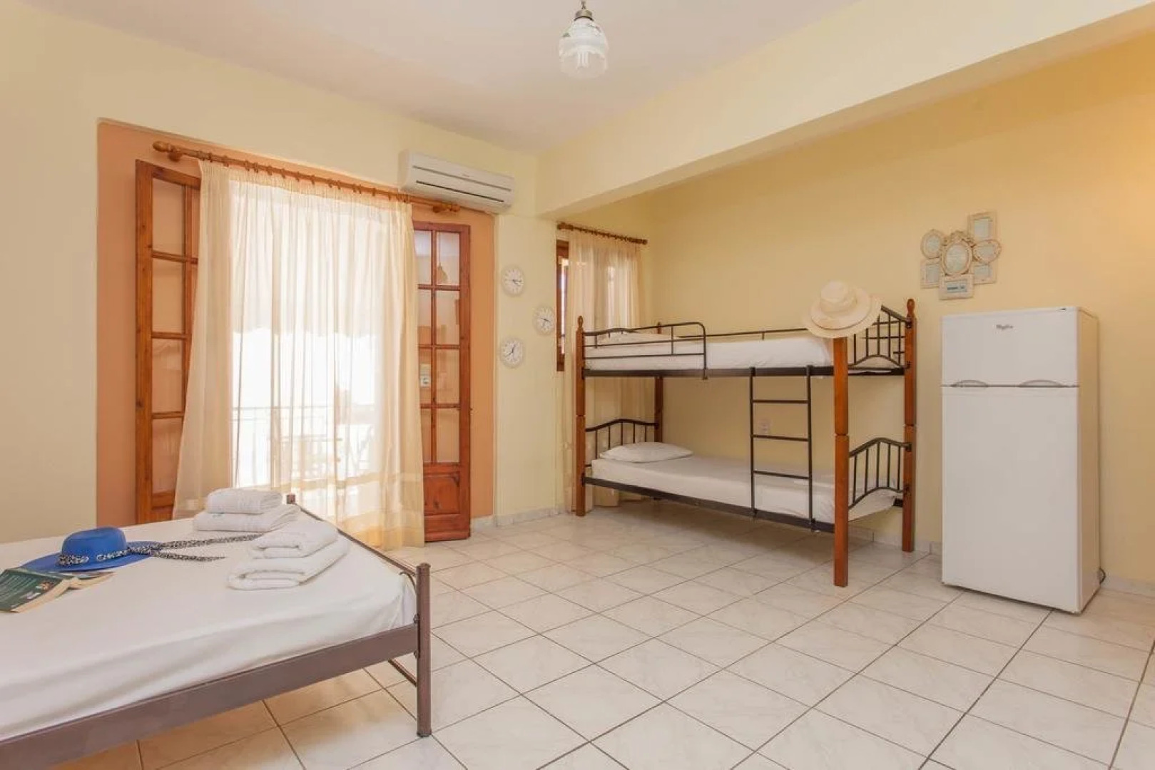 Ionio Sea Poros Studios