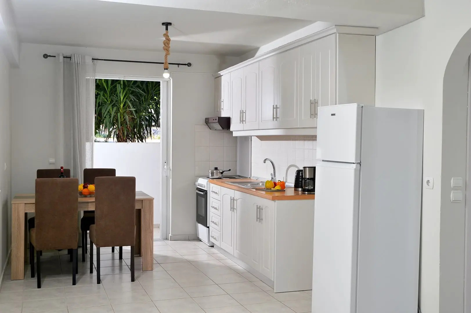 Stork Holiday Apartments - Garden & Sea View