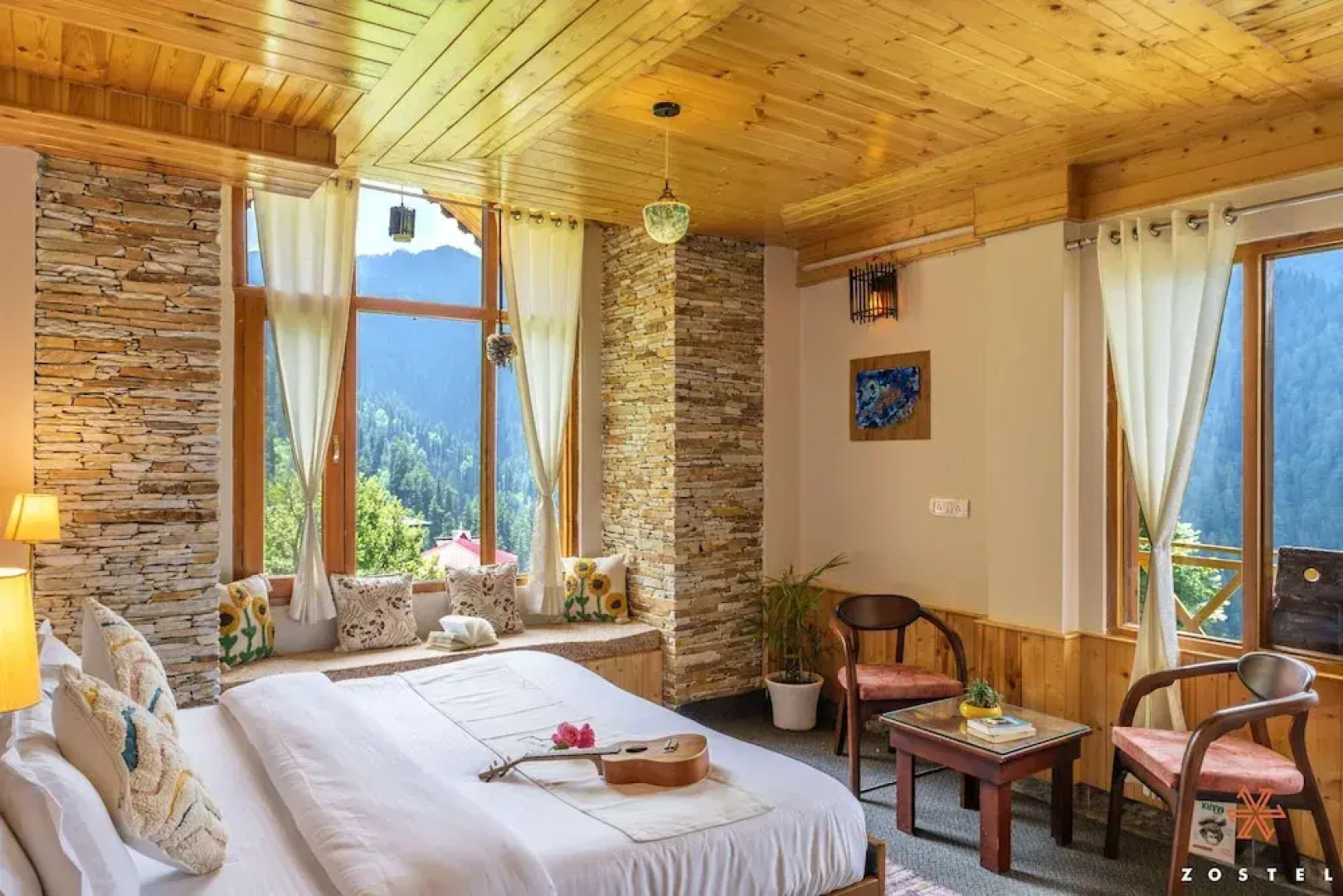 Zostel Shoja - Jibhi