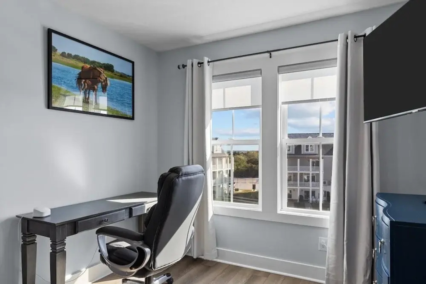 South Breeze 3 Bedroom Townhouse by RedAwning