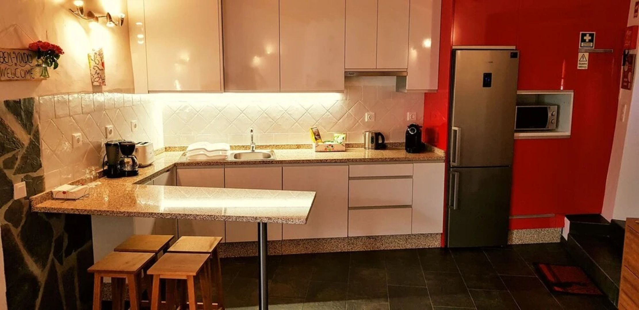 Lovely Bed House With one Room in Monsaraz Castle