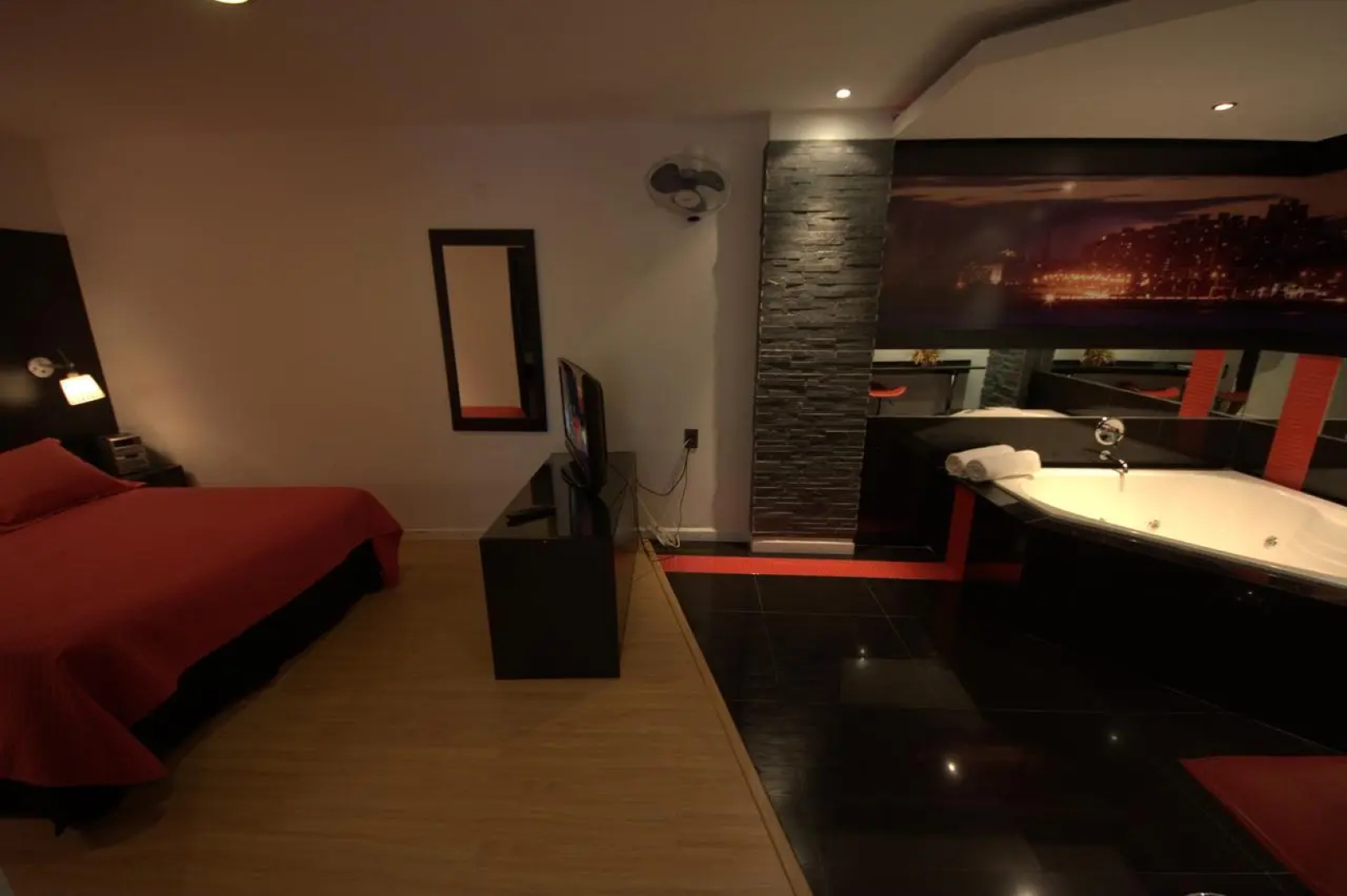 SUR Hotel