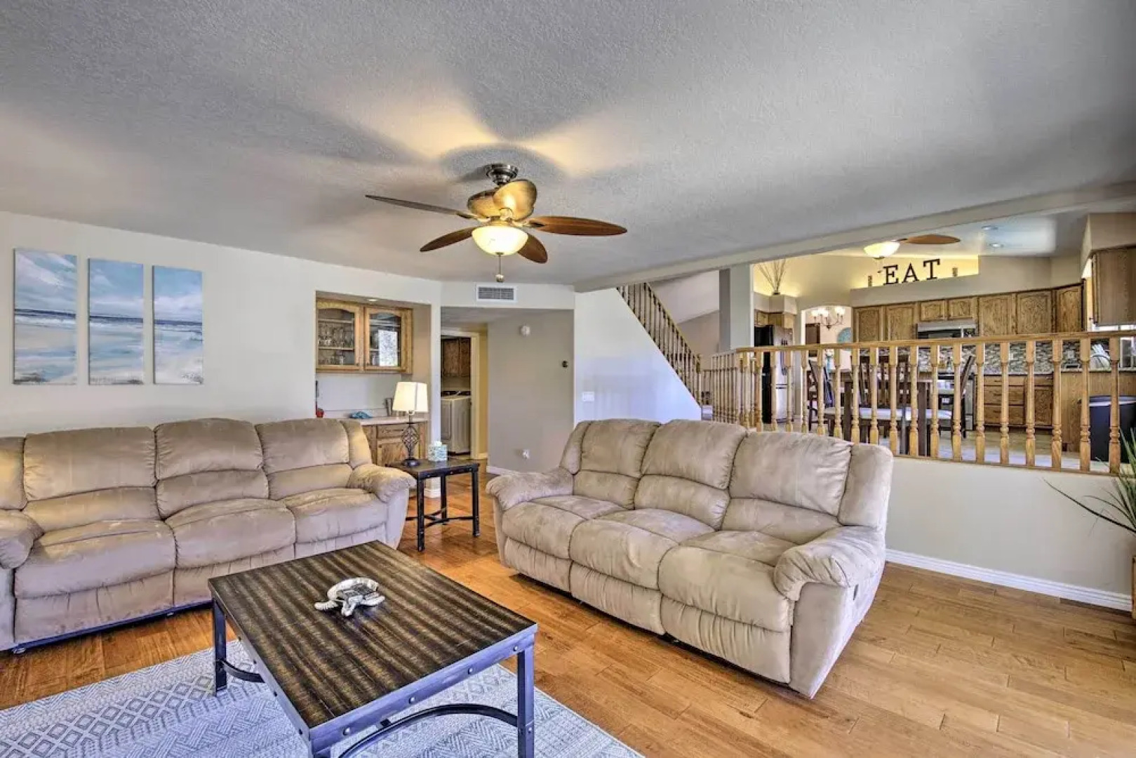 Boat Dock & Pool: Lakefront Glendale Getaway!