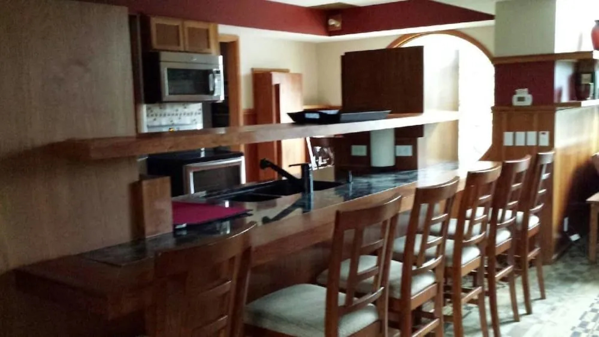 Log Gables- Dresser House