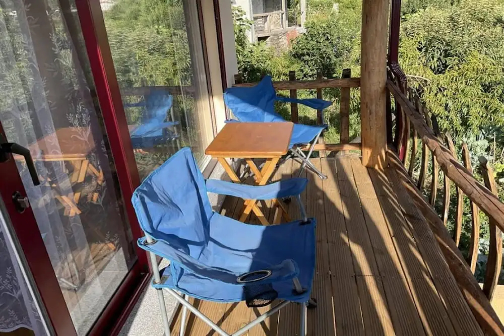 1 bed - Sleeps 4 - Pets - Balcony - Mtn View