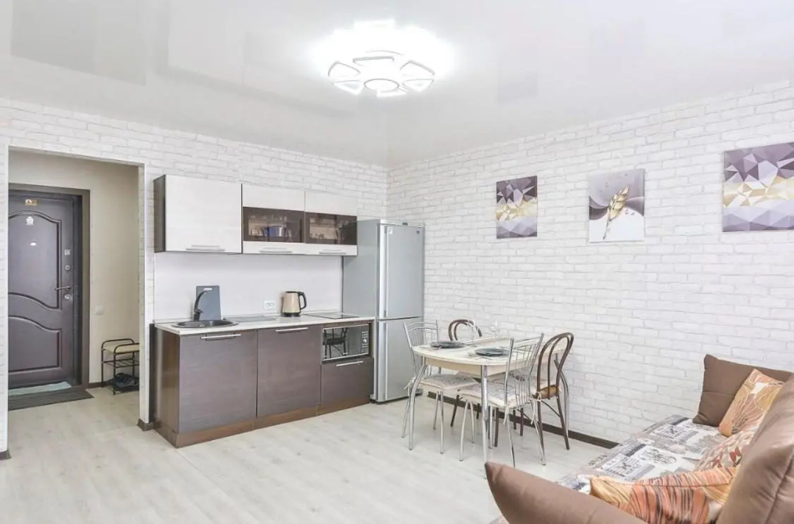 Ideal Apartment (Идеал Апартмент) на улице Нахимовская