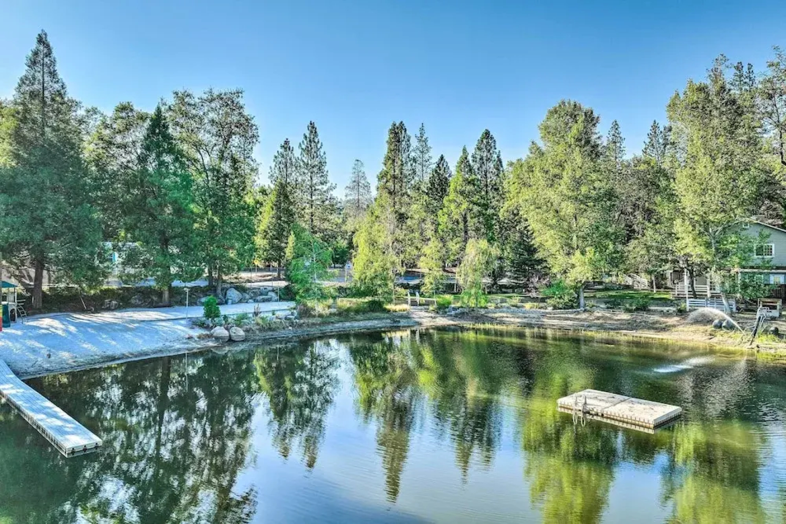 Game Room & Patio: Picturesque Home in Sonora