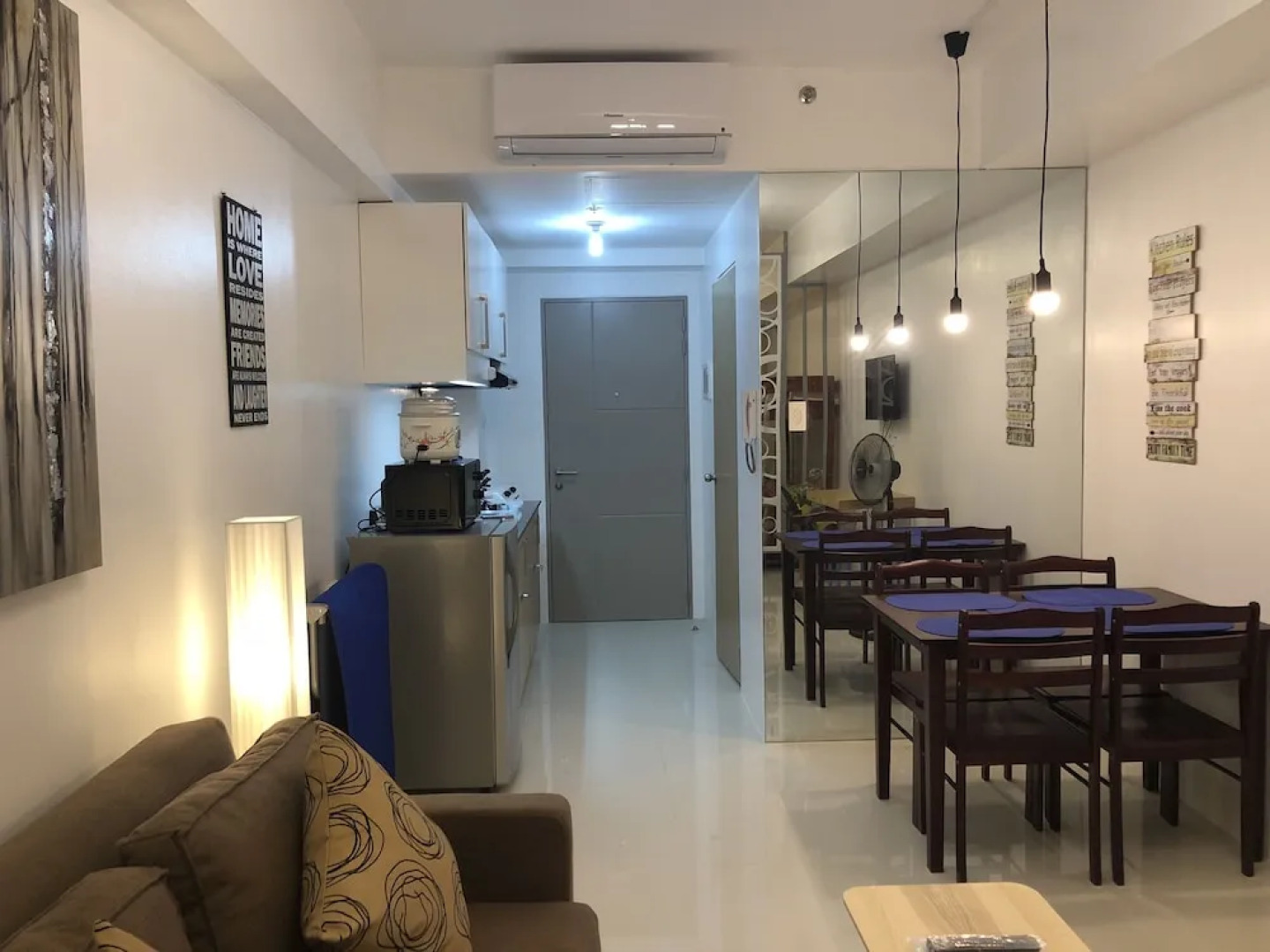 Dr. Calayan's Cozy Wind Residences Tagaytay Taal View