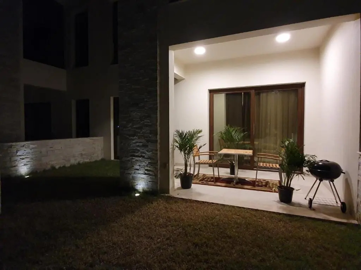 Lovely Apartment in Jebel Sifah with private Garden - As sifah