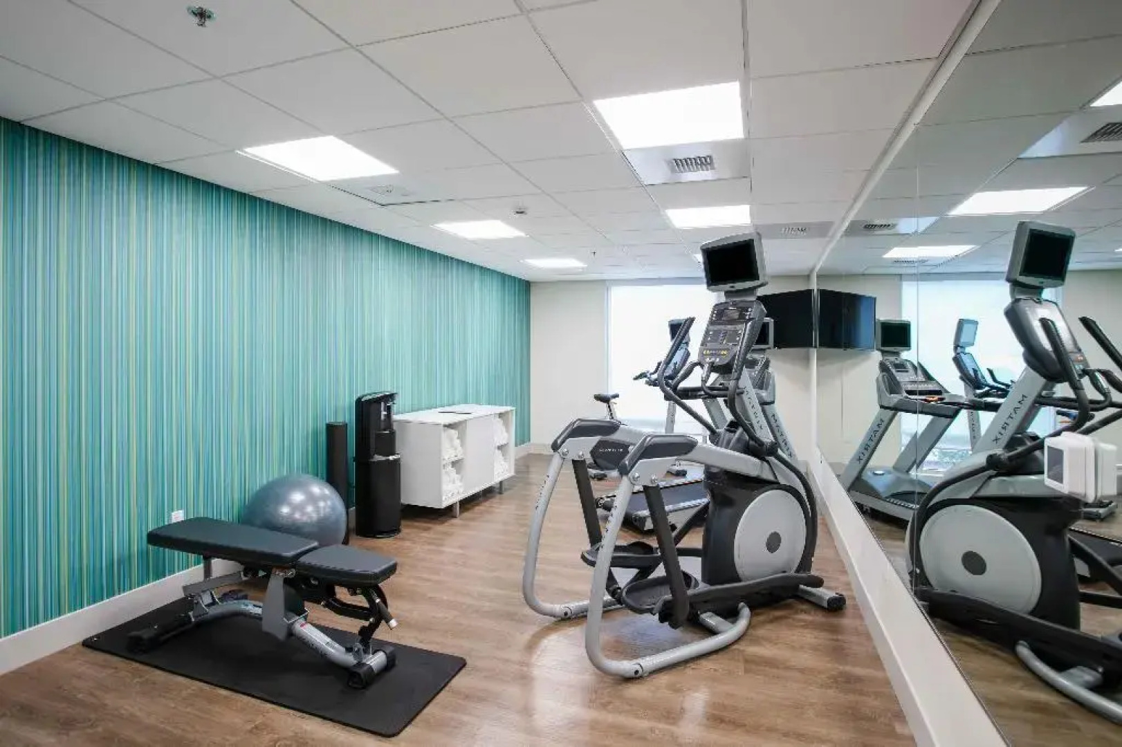 Holiday Inn Express & Suites Oakhurst - Yosemite Park Area by IHG