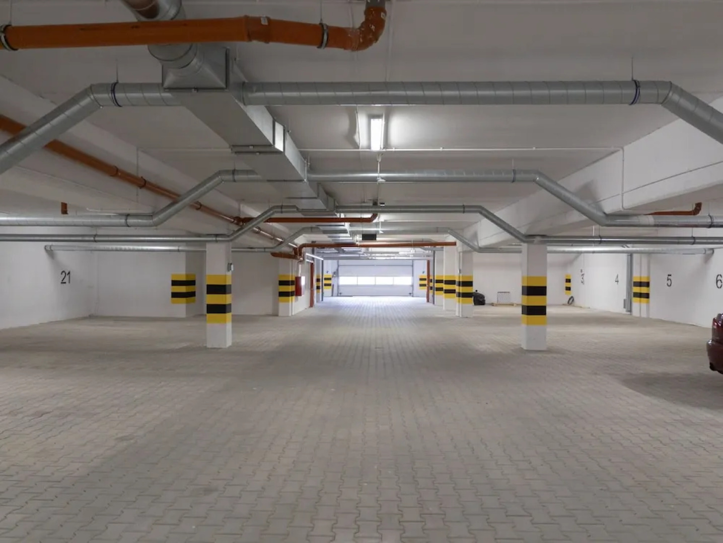 Riverfront Apartment by Renters