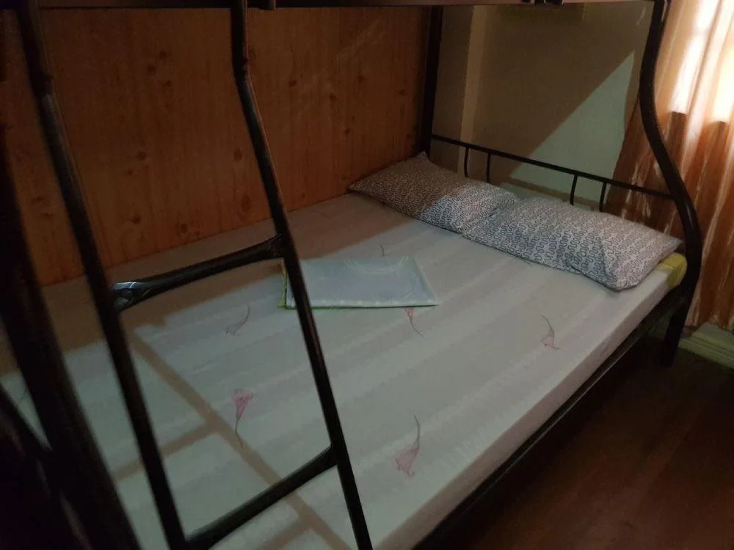 DOXA Transient House