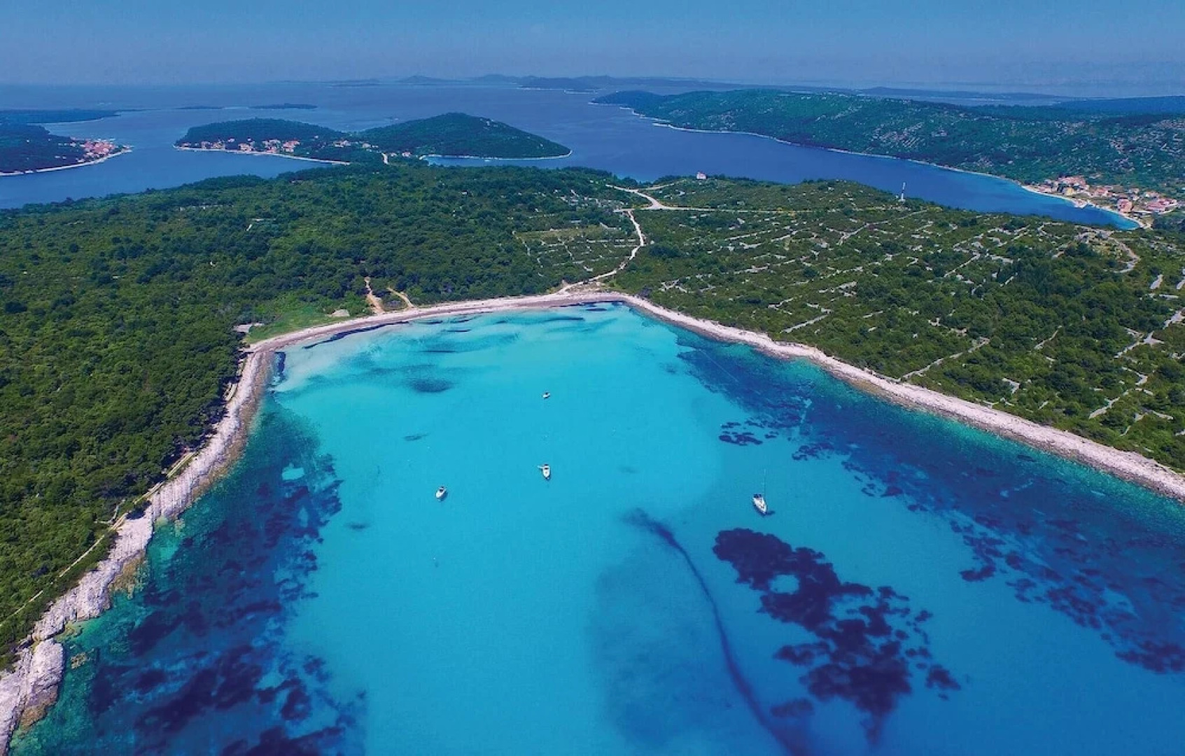 Awesome Home in Veli Rat With Wifi and 2 Bedrooms