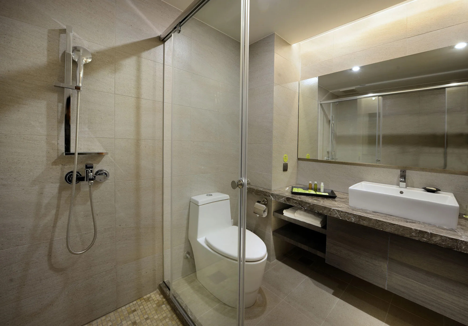 Hualien Holiday Hotel