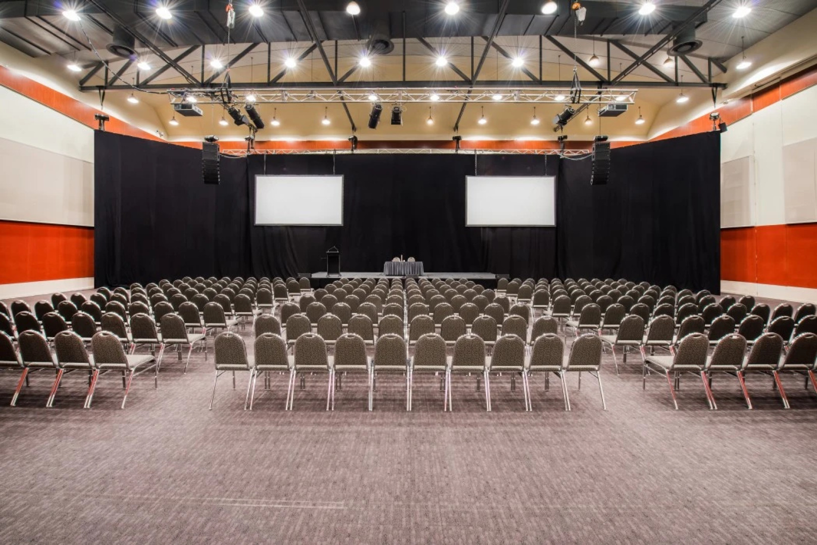 Crowne Plaza Alice Springs Lasseters by IHG