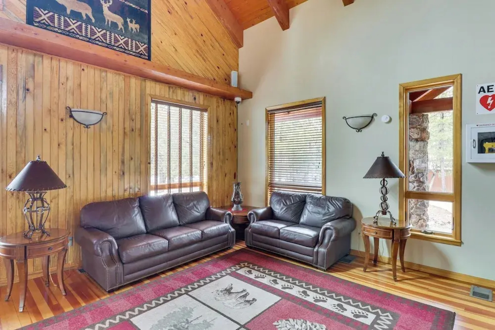 Hike & Fish: Cozy Cabin w/ Patio in Show Low!