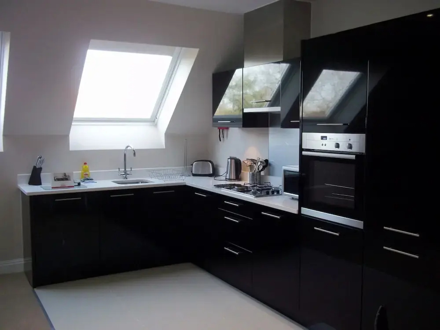 Roomspace Apartments -Kinnaird Court