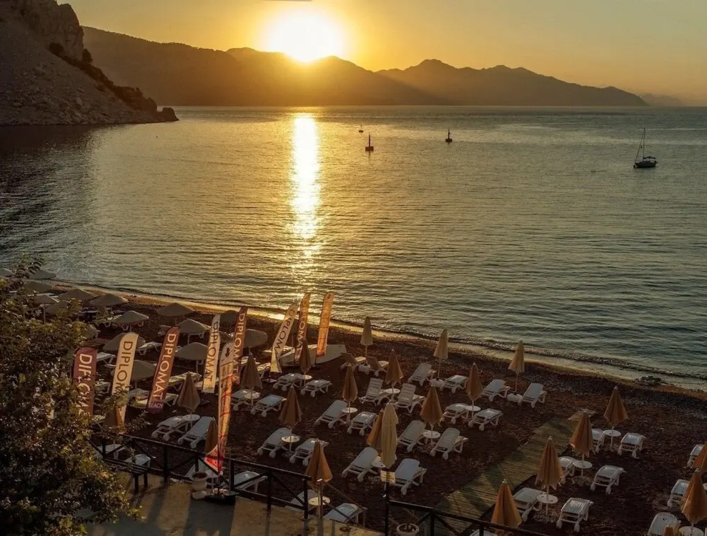 Diplomat 2 Hotel and Apartments