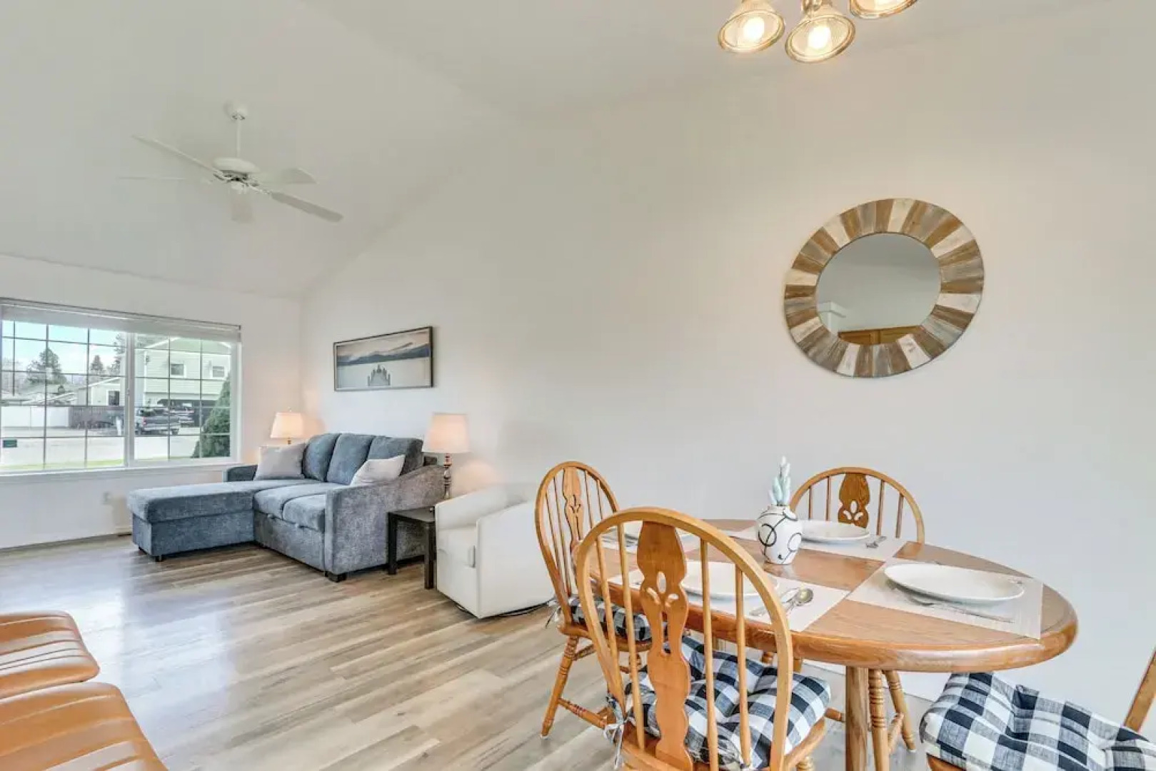 Charming Home w/ Patio: 3 Mi to Hayden Lake!