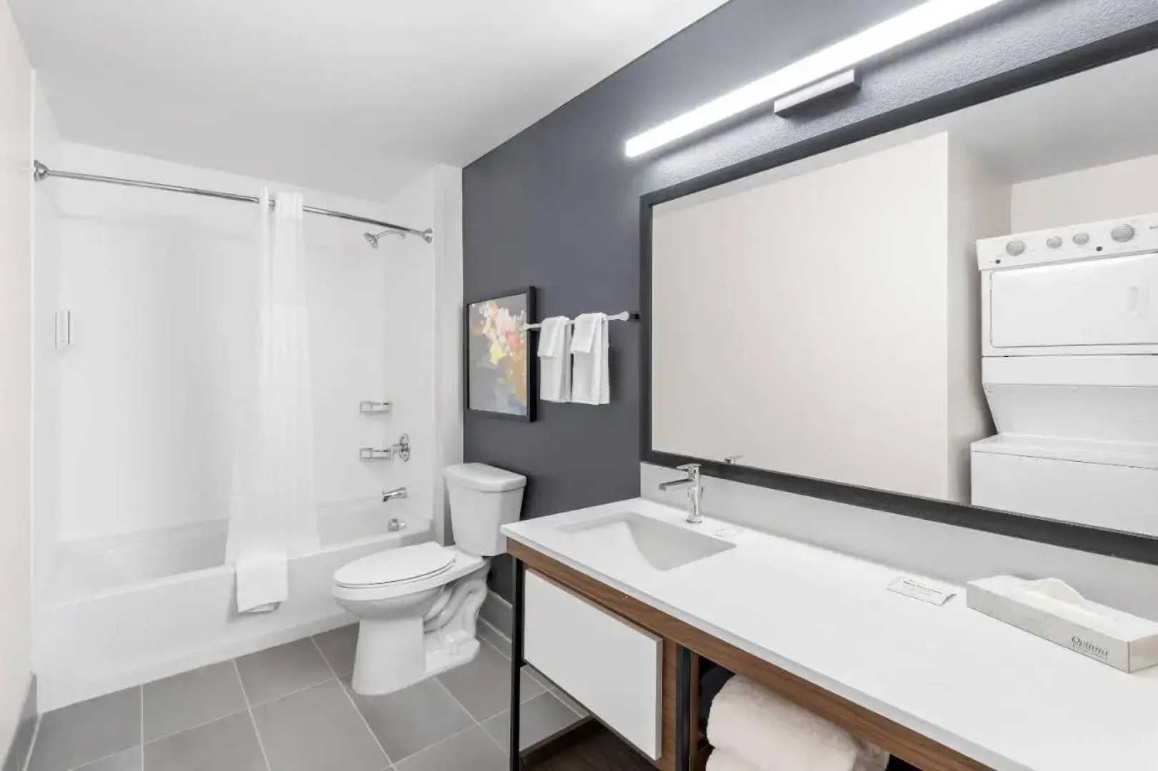 Everhome Suites San Bernardino - Loma Linda