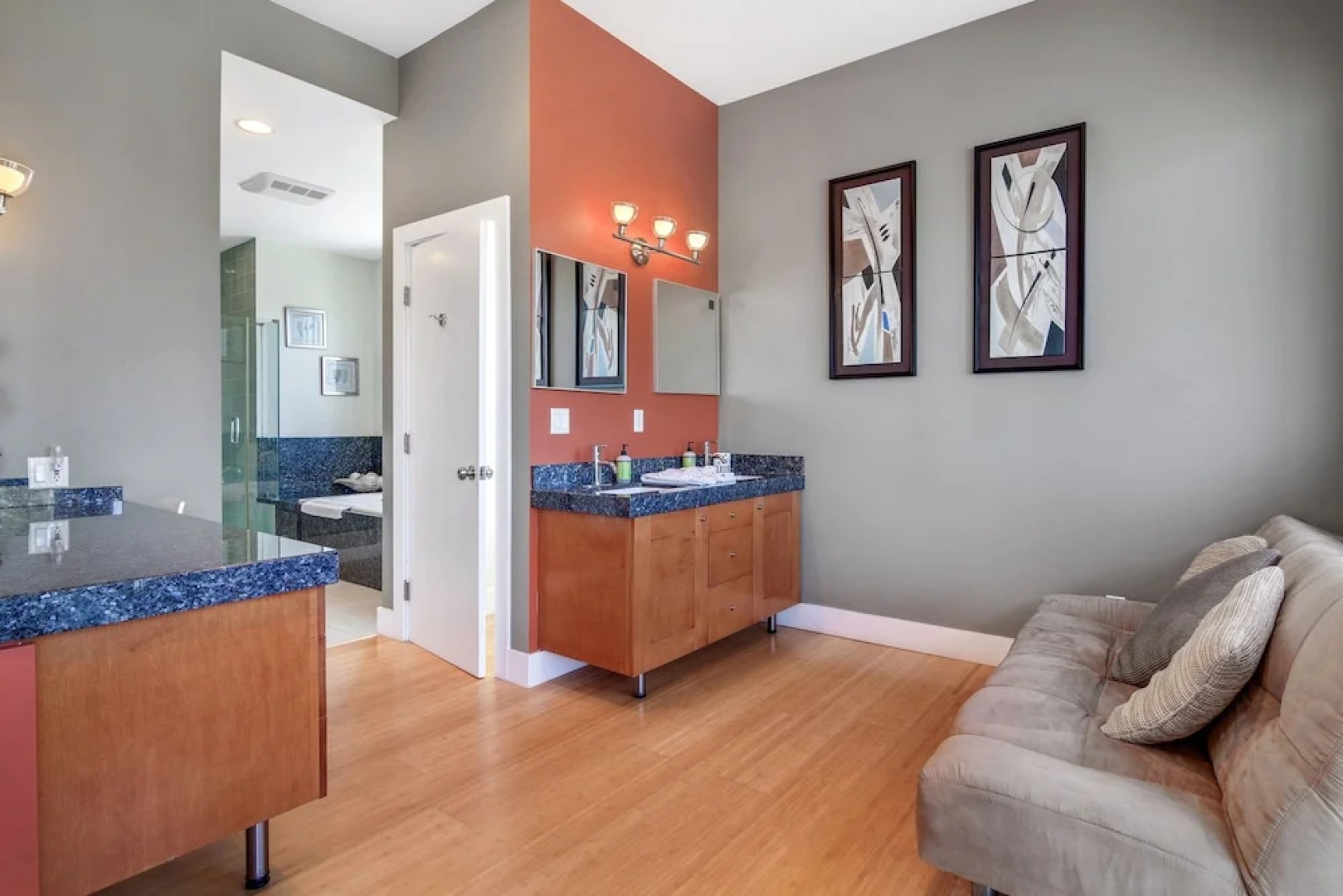 Ocean-view Oasis W/ Rooftop Deck - Steps To Beach 3 Bedroom Home