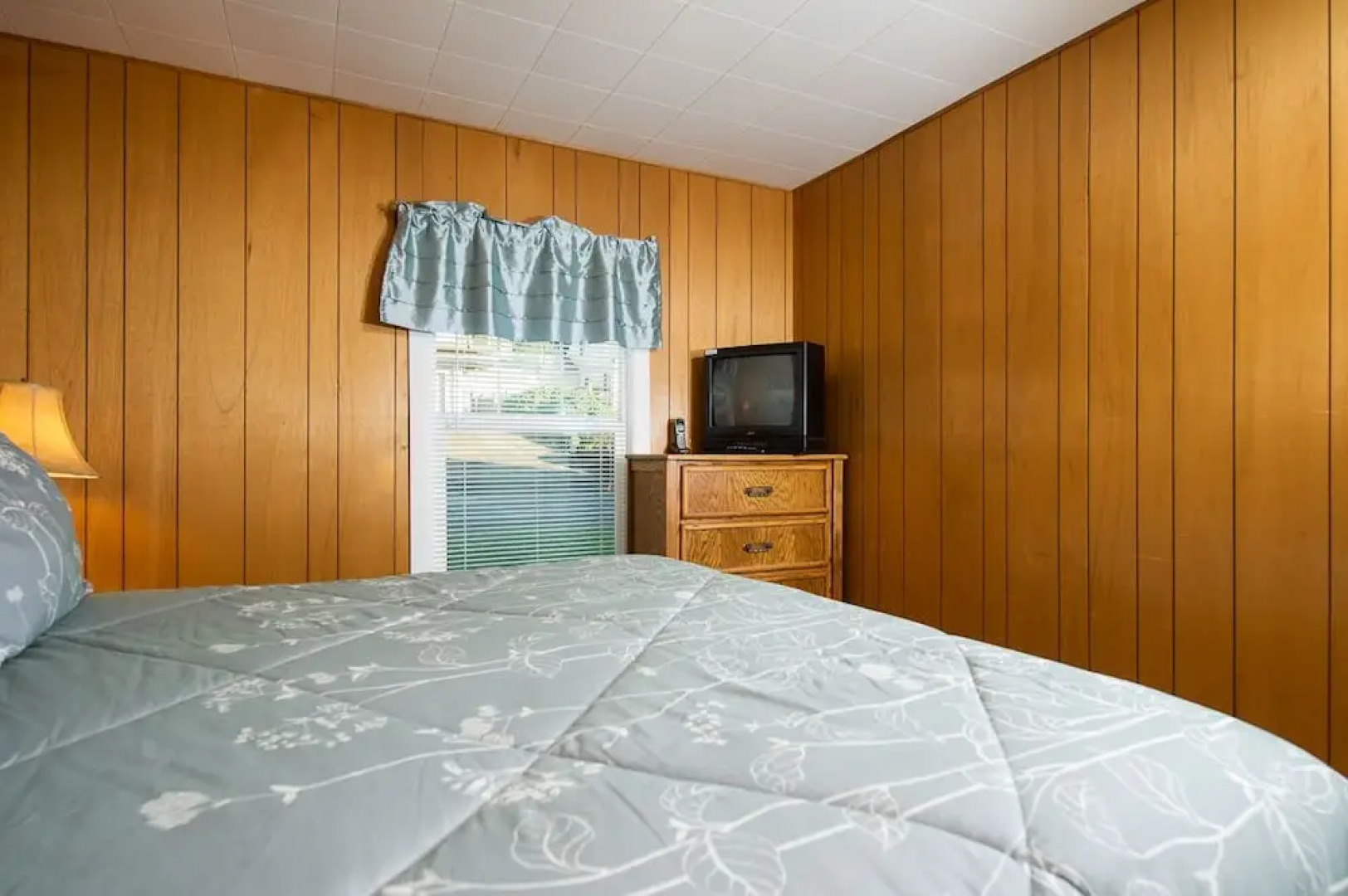 Three Bells 3 Br home by RedAwning