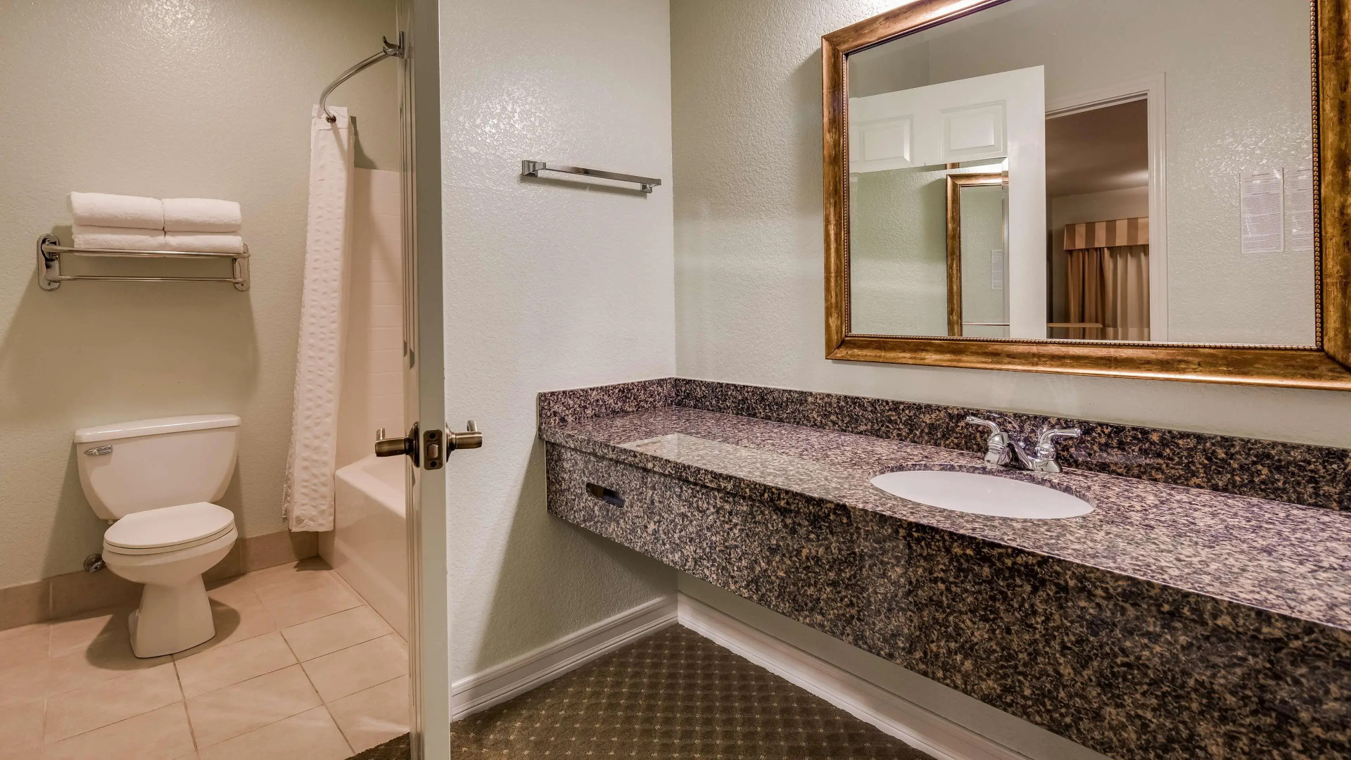 Best Western Plus Bayshore Inn