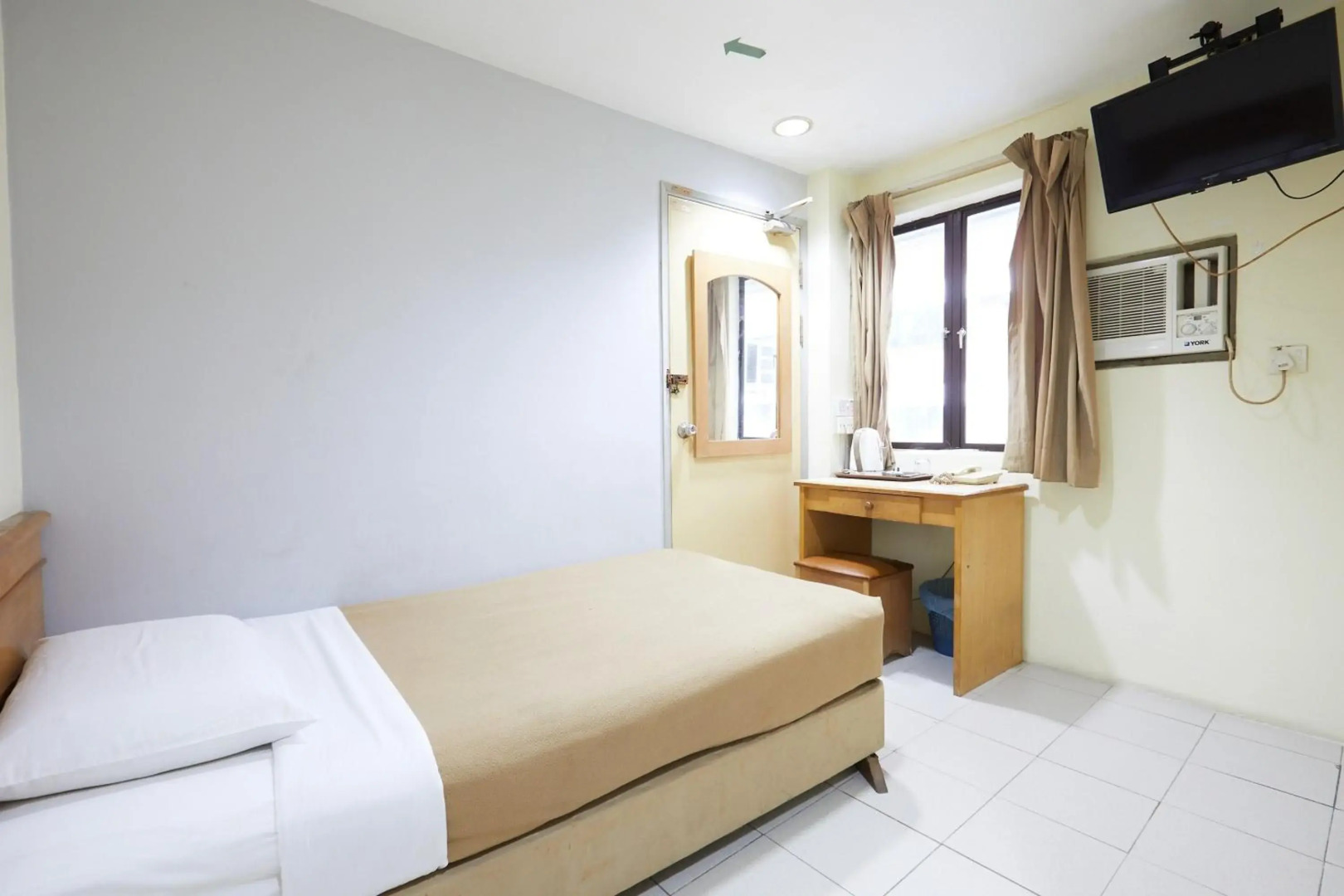 Tang City Hotel, Petaling Street, Merdeka PNB 118 Tower