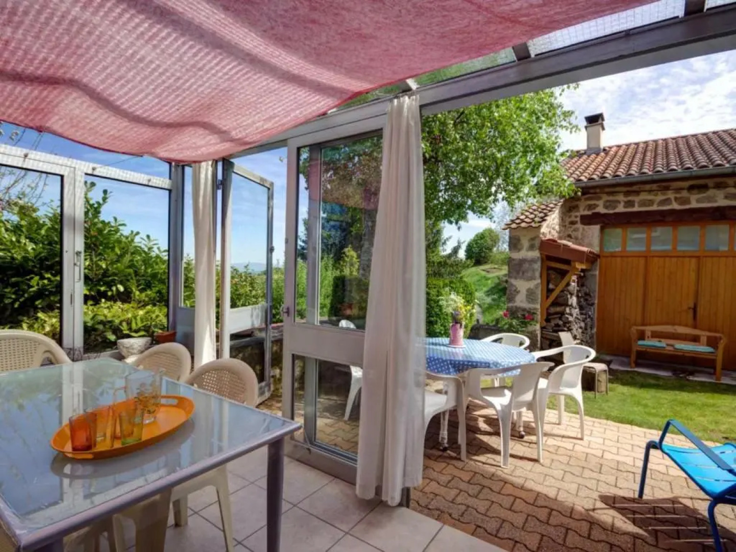 Gîte Marols, 4 pièces, 6 personnes - FR-1-496-2