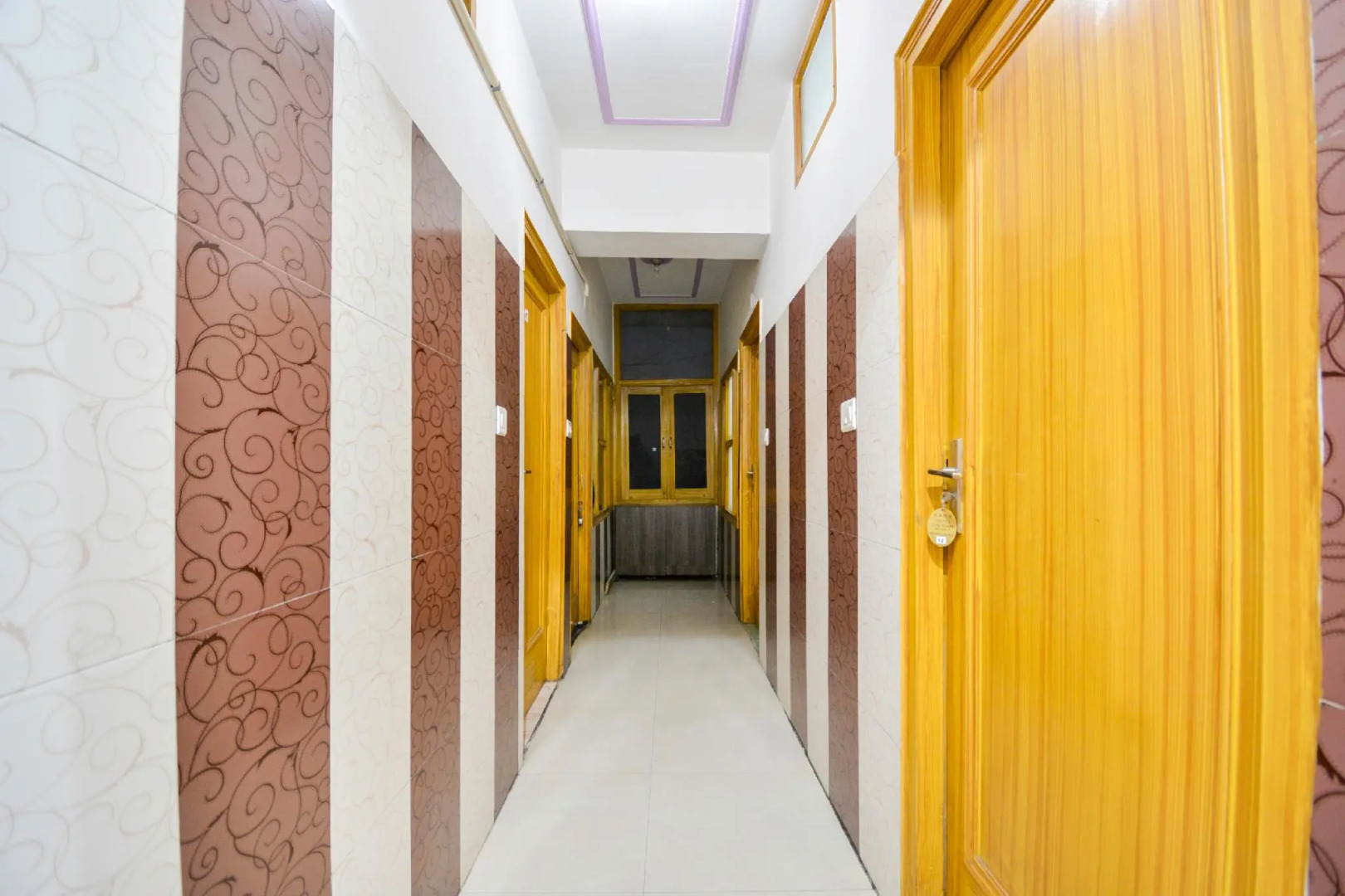 SPOT ON 68349 Kaka Hotel