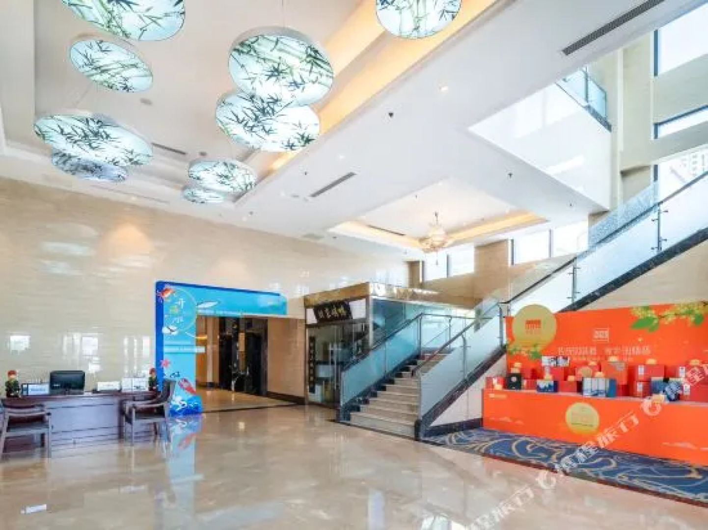 Jindu Lanhai Junhua Hotel (Xuzhou Feng County Feilong Lake)