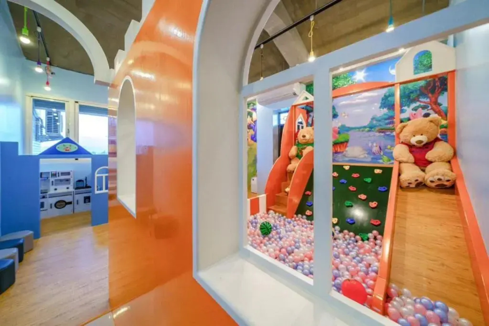 Han Tien Continental House