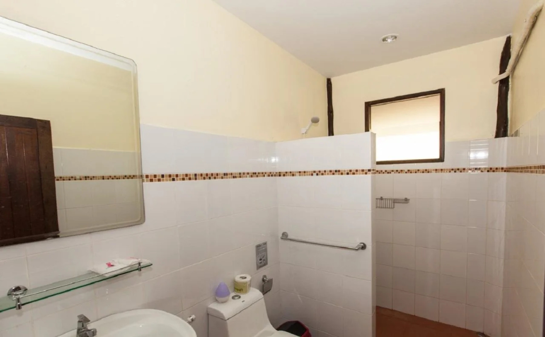 Shiralea Island Resort